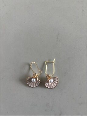 Shell Earrings